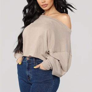 Off shoulder cropped long sleeve top